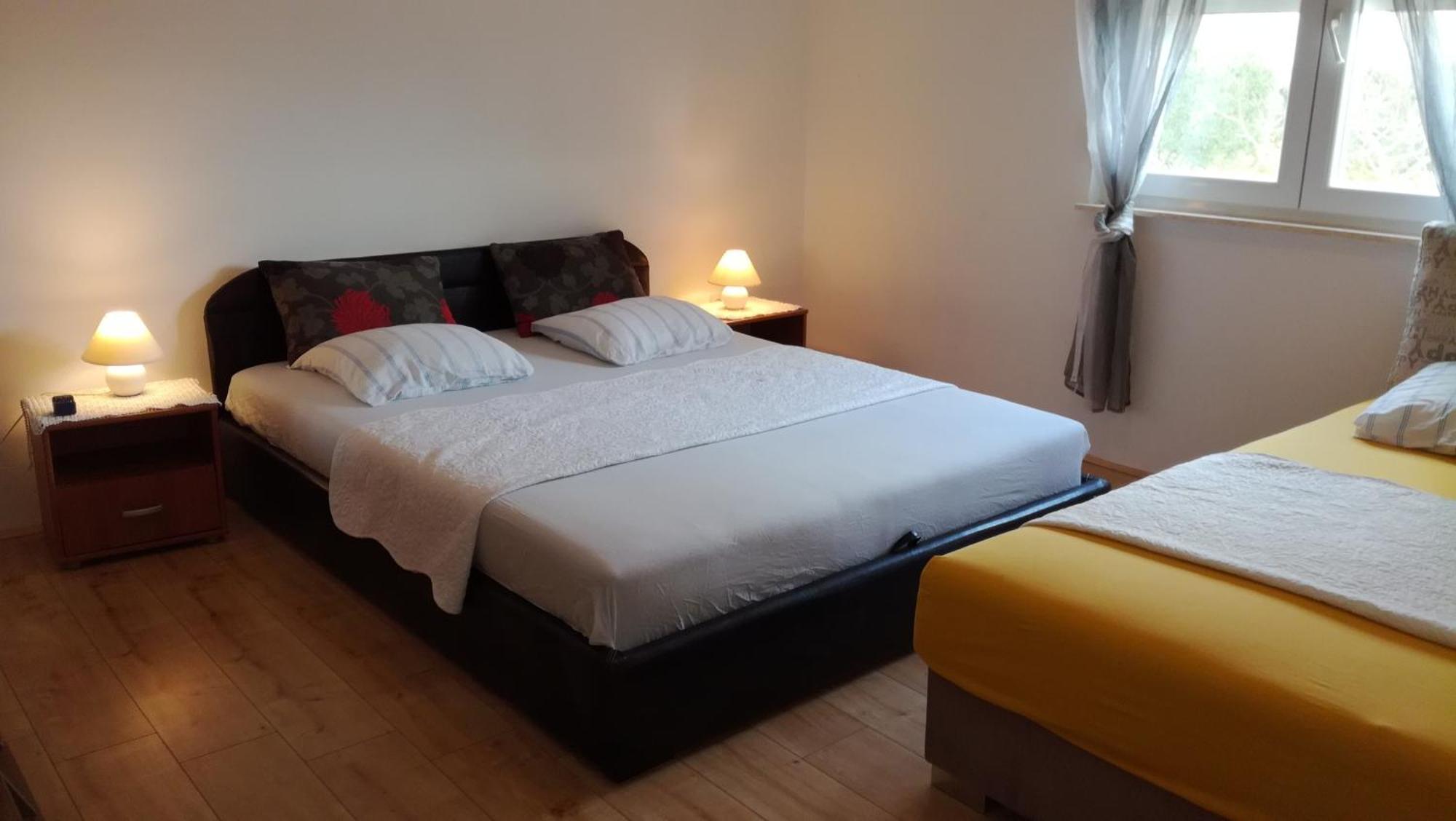 Apartments Vuk Posedarje Værelse billede